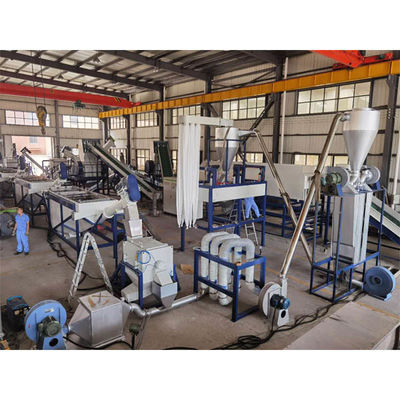 kopen Stroomlijnde waslijn voor PET-flessen 490 kW Industriële plastic recyclingmachine 500 - 3000 kg/u online manufacture